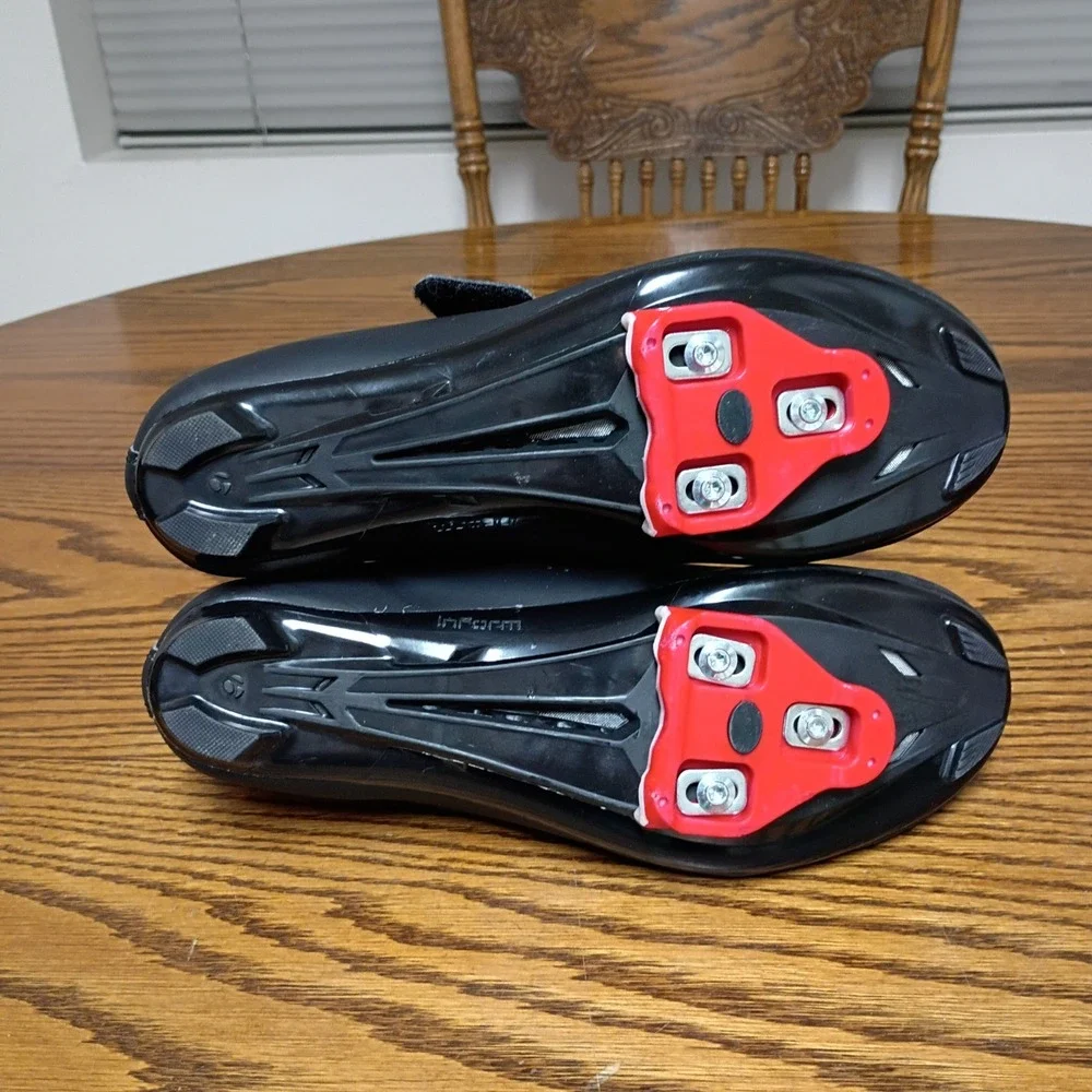 Bontrager Solstice Road Cycling Shoes Black Mens US 9 EUR 42 Cleats Included